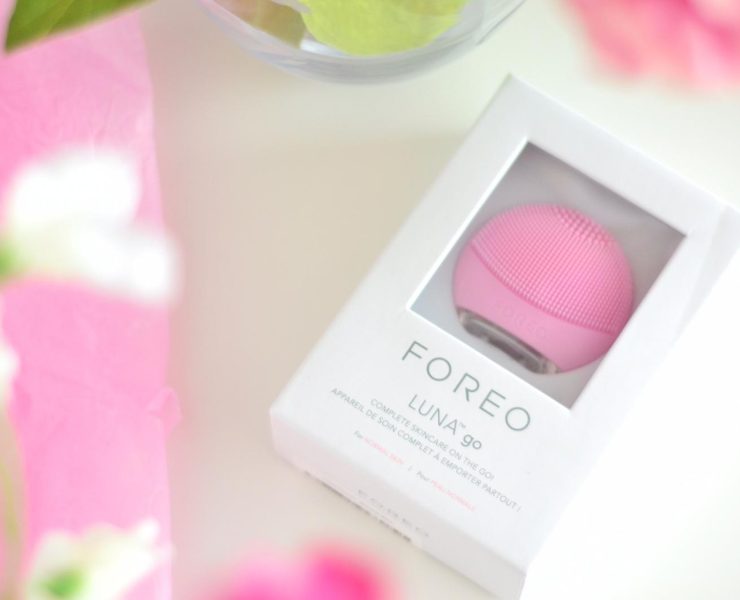 foreo-luna-go-skin-cleanser