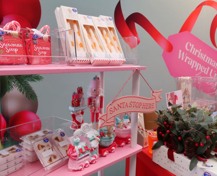 bm-christmas-press-show
